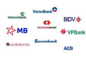 Lợi nhuận 12 ngân hàng niêm yết ước tăng hơn 18% năm 2021, VietinBank và BIDV dẫn đầu