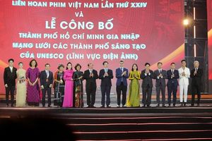 Liên hoan Phim Việt Nam lần thứ XXIV khai mạc: Bệ phóng cho ngành công nghiệp điện ảnh tỷ đô