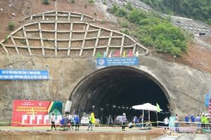 Nghệ An: Hầm Thần Vũ chính thức thông xe