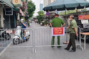 Ban Thường vụ Thành ủy Hà Nội: Tăng cường trách nhiệm cán bộ, kêu gọi nhân dân thực hiện nghiêm giãn cách xã hội