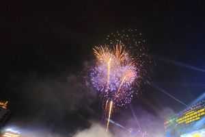Nghệ An: Màn pháo hoa rực rỡ tại Lễ hội du lịch Cửa Lò