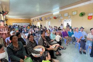 Chi trả hỗ trợ Tết Độc lập ở phường An Phong: Lan tỏa giá trị nhân văn, củng cố niềm tin của nhân dân