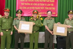 Phú Thọ: Thứ trưởng Bộ Công an thăm và làm việc tại Công an huyện Thanh Thủy