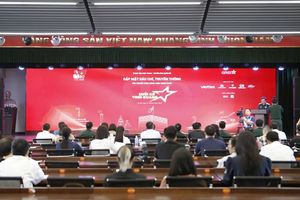 Gặp mặt báo chí giới thiệu Cầu truyền hình chính luận nghệ thuật “Dưới cờ vinh quang”