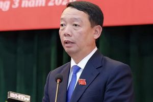 Ông Phan Thiên Định tái cử Chủ tịch Hà Tĩnh