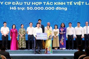 Doanh nhân xứ Nghệ chung tay vì cộng đồng: Ủng hộ đồng bào vùng lũ gần 6 tỷ đồng