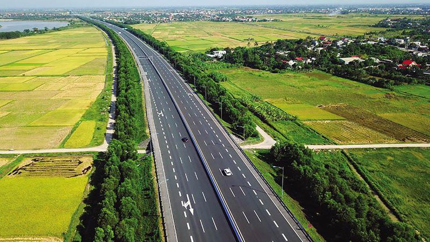 Quyết tâm hoàn thành 2.500km đường bộ cao tốc Bắc – Nam phía Đông