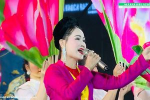 Say đắm một đời với chèo: Hành trình bền bỉ giữ hồn nghệ thuật của Hồng Tươi