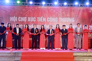 Nghệ An: Khai mạc Hội chợ Công thương và làng nghề năm 2024