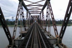 Nâng cấp cầu yếu đường sắt Hà Nội - TP.HCM: Đôn đốc chọn nhà thầu các gói xây lắp