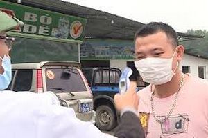 Video: Hà Nội lập 30 chốt kiểm soát người ra vào các cửa ngõ