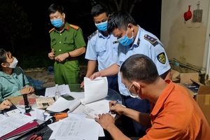 Giai Lai: Thu giữ 2.000 bao thuốc lậu vận chuyển bằng "xe luồng xanh"