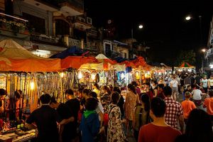 Hà Tĩnh chính thức tổ chức phiên chợ đêm thí điểm gắn với tuyến phố đi bộ