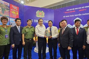 Từ “Con đường tương lai” đến mô hình kinh tế mới trong thời đại AI
