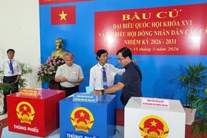 Cử tri phường Xuân Hòa náo nức trong Ngày hội bầu cử