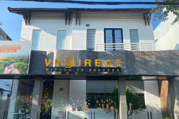 Giám đốc Tài chính VNDirect đăng ký bán sạch cổ phiếu VND