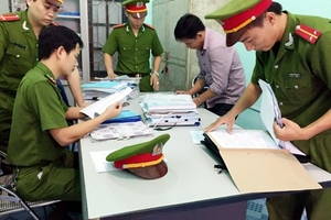 Hà Tĩnh: Bắt thêm 2 cán bộ GPMB ở Kỳ Anh