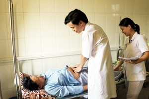 Hà Tĩnh: Cứu sống sản phụ mất máu do rau cuốn cài răng lược