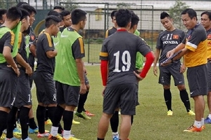 Lùi ngày chốt danh sách U23 Việt Nam dự SEA Games 27