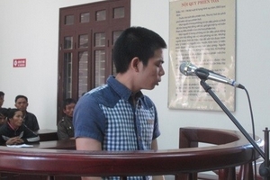 Thanh Hóa: 13 năm tù vì “vượt rào” với người yêu nhí