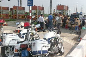 “Bắt nóng, phạt nguội” ở TPHCM: Cảnh sát sẽ không máy móc phạt ngay?