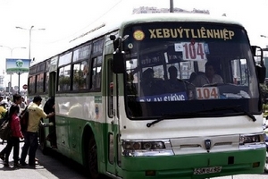 TP.HCM tăng gần 400 chuyến xe buýt cho Tết Dương lịch