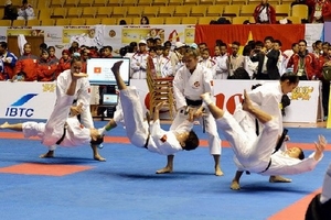 Đoàn Việt Nam lại bị trọng tài "cướp" HCV ở môn Kempo