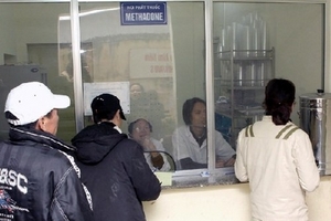 Đẩy mạnh xã hội hóa, tư nhân hóa trị nghiện bằng Methadone