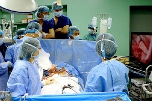 Cứu sống bệnh nhân bị vỡ phình động mạch chủ bụng