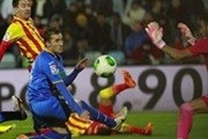 Lionel Messi tái hiện màn solo tuyệt đỉnh vào lưới Getafe
