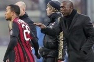 AC Milan khởi đầu thuận lợi dưới thời Clarence Seedorf