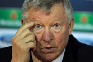 Cổ động viên M.U gọi cảnh sát để "cầu viện" Sir Alex