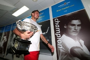 Stanislas Wawrinka tạo nên điều kỳ diệu khi hạ gục Nadal