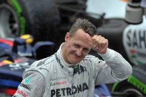 Các bác sĩ đang nỗ lực "đánh thức" Michael Schumacher