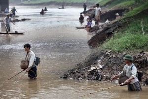 Hưng Yên: 1 thanh niên nghi bị sát hại, vứt xác phi tang