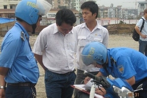 Sau Tết, xe khách đồng loạt chạy rông