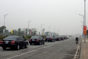 Thi tuyển lãnh đạo: Hút người tài vào bộ máy công quyền