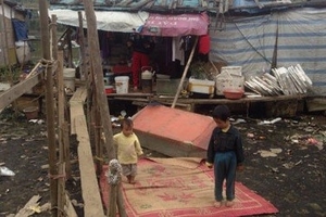 Chuyện những đứa trẻ lấy bãi rác làm sân chơi