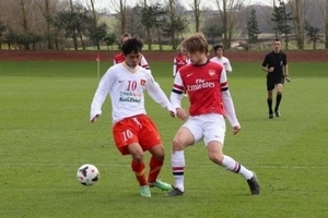 U19 Việt Nam đè bẹp U19 Arsenal ngay tại London