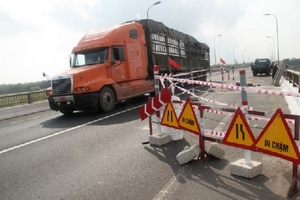 Hoàn thành khắc phục sự cố cầu Đà Rằng mới vào 14/3