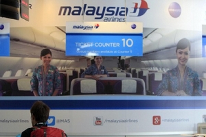 Cổ phiếu Malaysia Airlines tụt 10% sau vụ máy bay mất tích