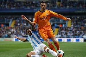 Kết quả: Chelsea thua sốc, Ronaldo đưa Real bay cao