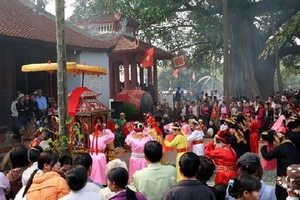 Điện Biên khai hội đền Hoàng Công Chất-Thành Bản Phủ