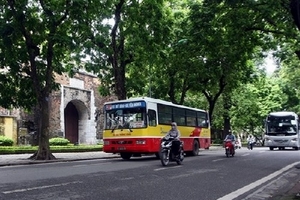 Bắc Bộ ẩm ướt, Nam Bộ đề phòng mưa đá và tố lốc