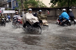 Miền Bắc có mưa dông dịp nghỉ lễ, miền Nam nắng nóng