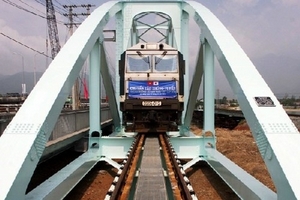 Tiếp tục đình chỉ chức vụ Giám đốc Ban QLDA đường sắt