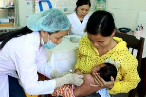 Tỷ lệ tiêm vét vắcxin sởi trên toàn quốc đạt gần 91%