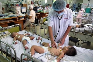 Dịch tay chân miệng lây lan nhanh tại Thành phố Hồ Chí Minh