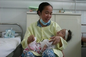 Nỗi ám ảnh khôn nguôi của người điều dưỡng sau đợt dịch sởi