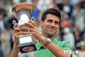 Djokovic và Serena Williams đăng quang ở Rome Masters